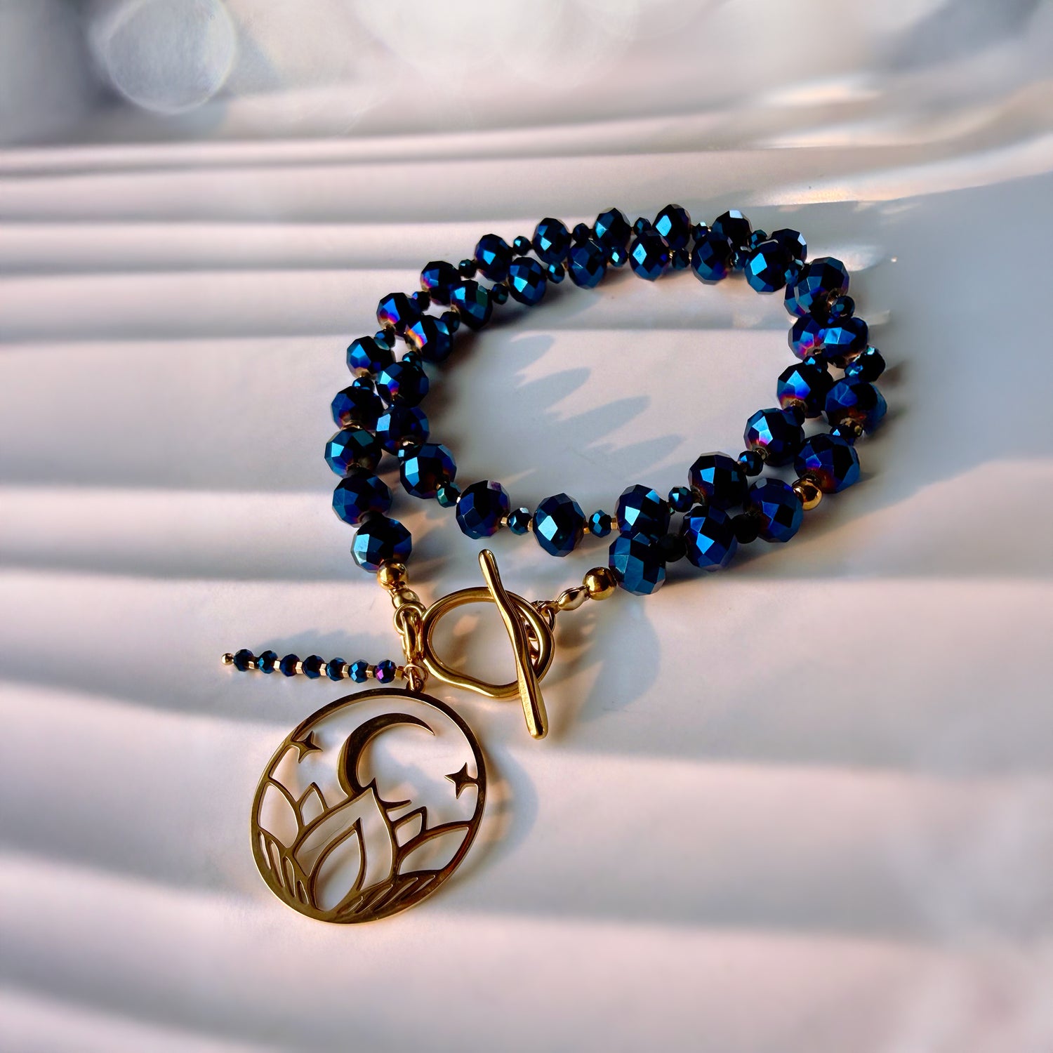 Starry Night – Midnight Blue Crystal Lotus Necklace