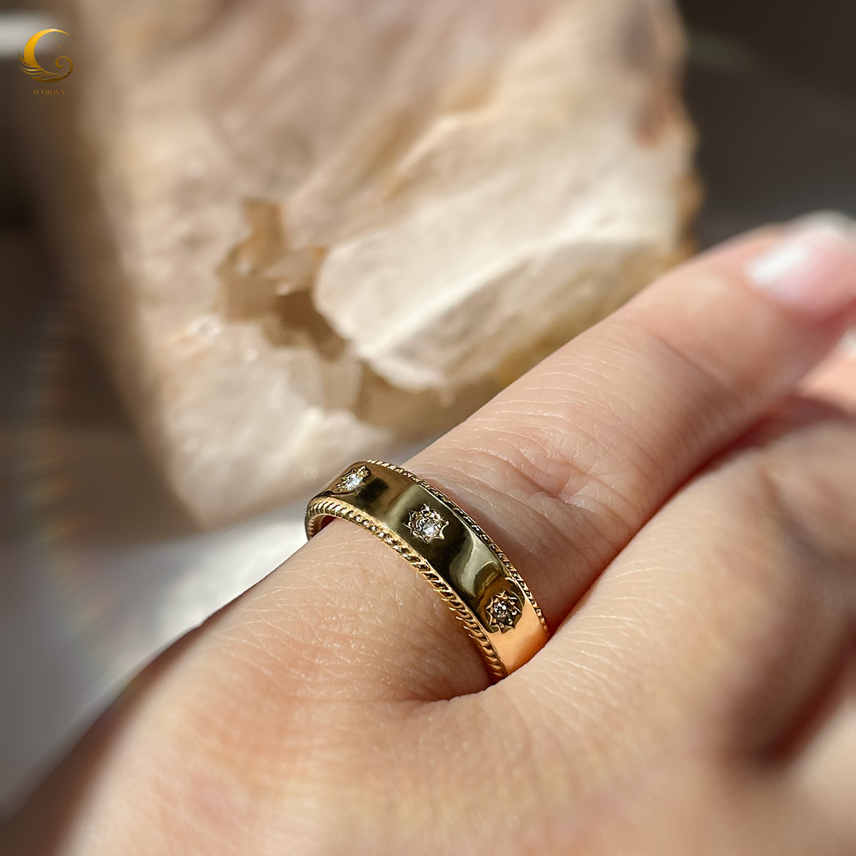 Product ring dimension and detail display image