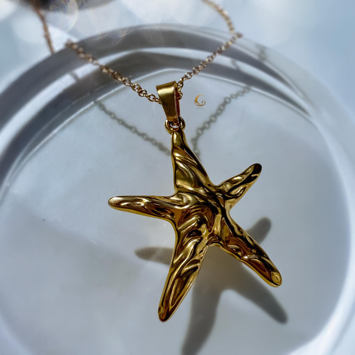 Gold Starfish Pendant Necklace