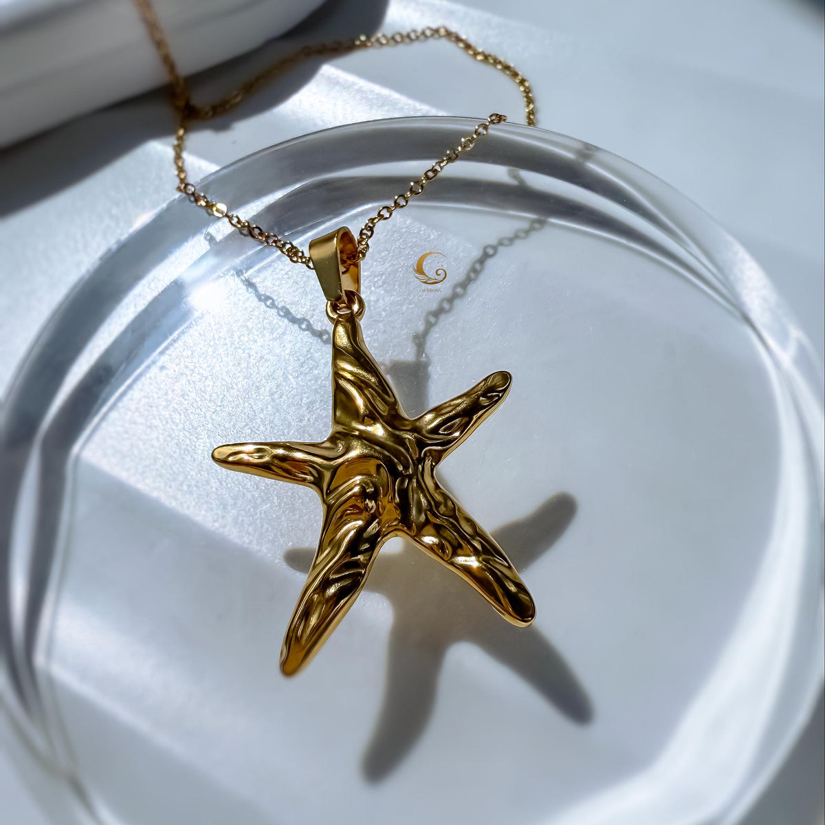 Gold Starfish Pendant Necklace